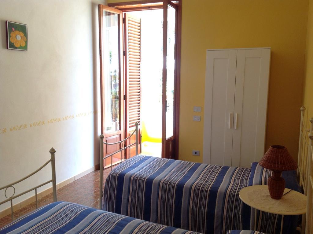 Holiday Home Mediterraneo Marsala Szoba fotó